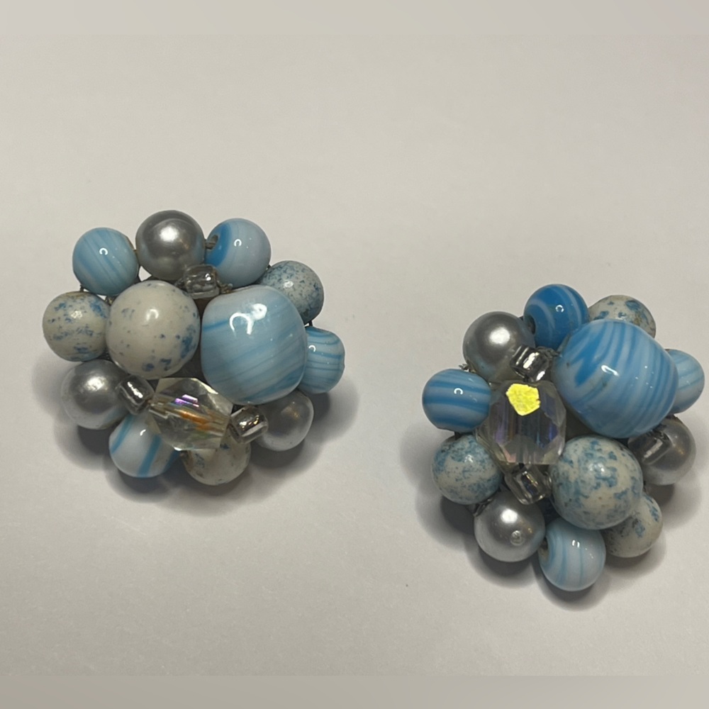 Vintage clip earrings marked Japan lot of 3 pairs blue beaded gold silver gift - Picture 10 of 15
